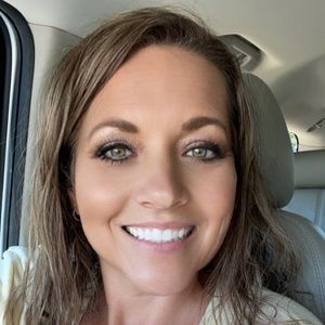 Meet your Posher, Marisa